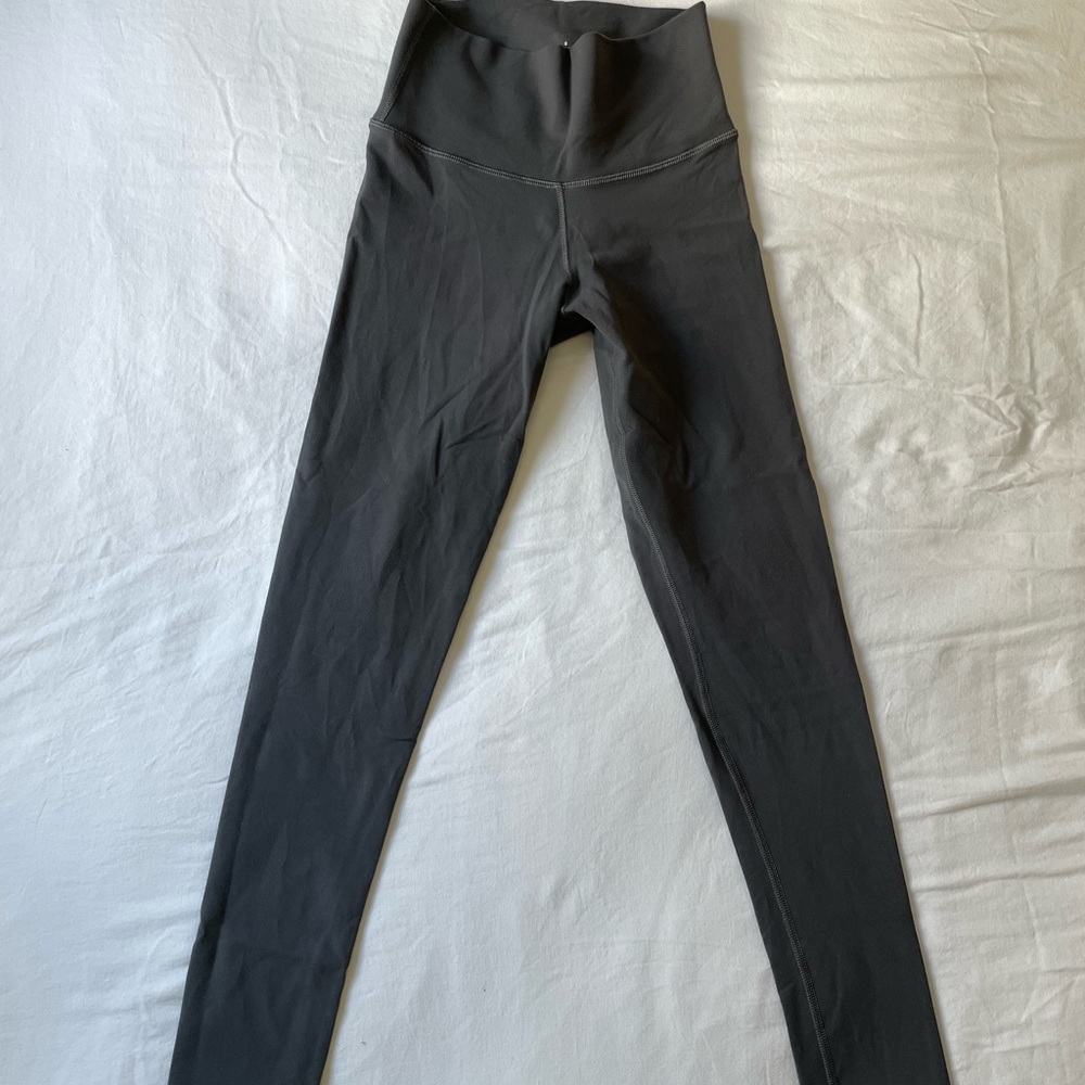 Aritzia TNA dark gray Leggings